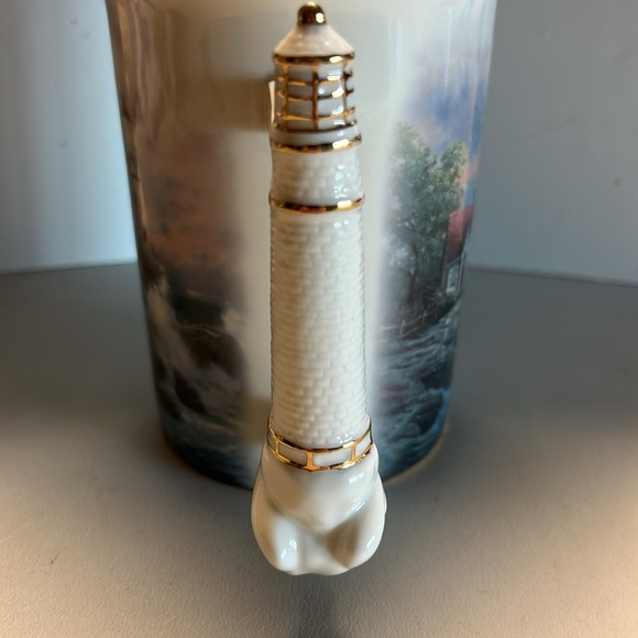 Thomas Kinkade seaside porcelain mug beacon of Hope 1st in set  signed - Picture 2 of 7